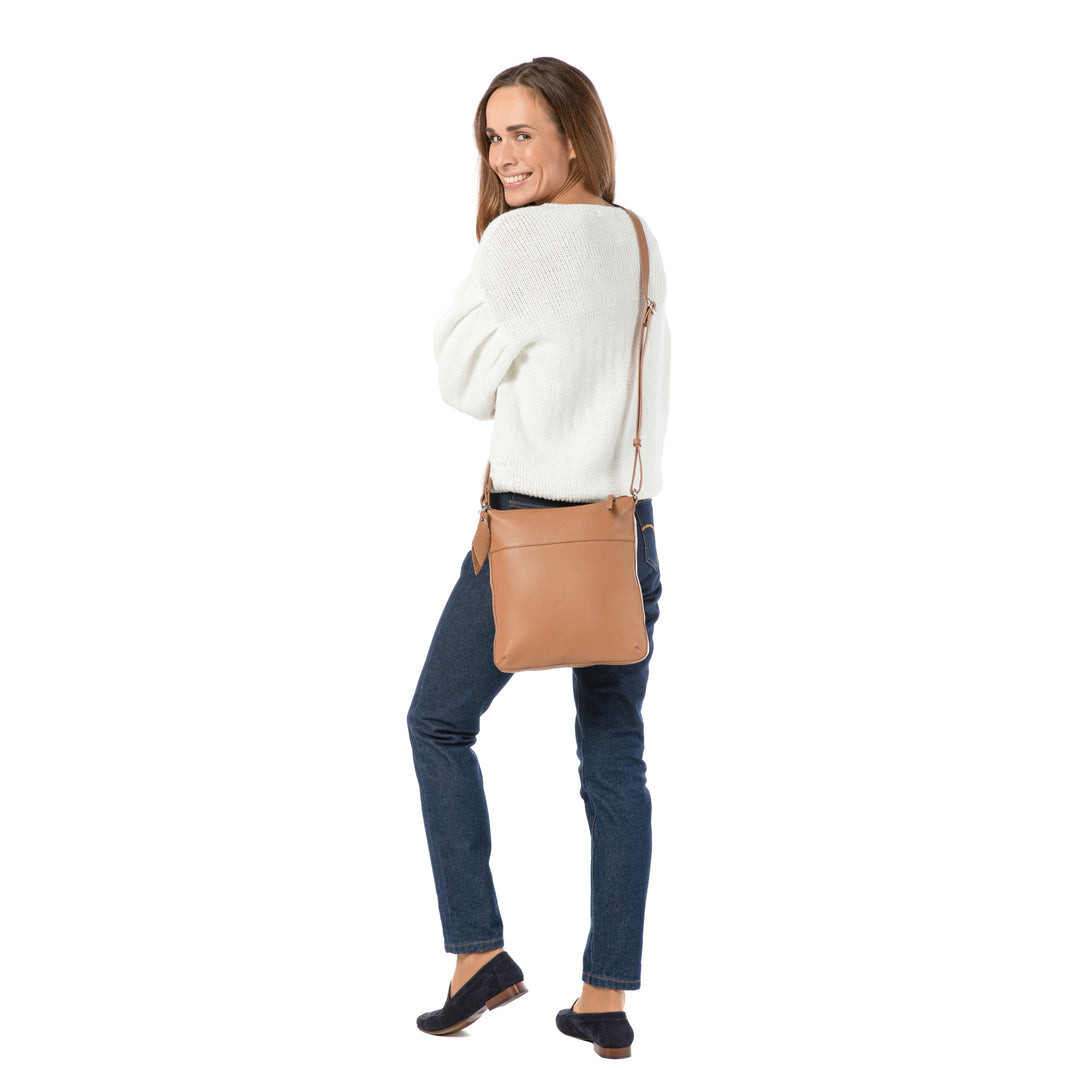 Sioux Crossbody Bag (M)